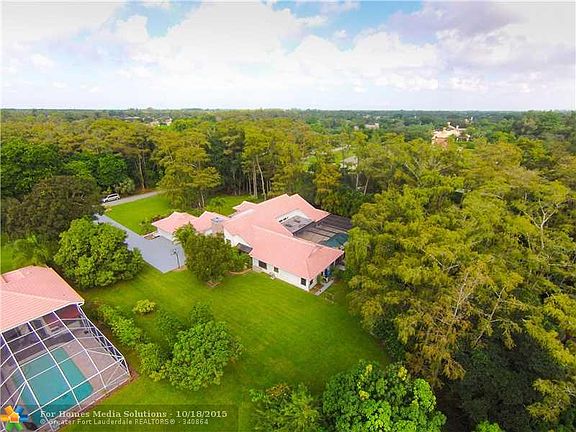 3rd image of 6038 NW 75th Way