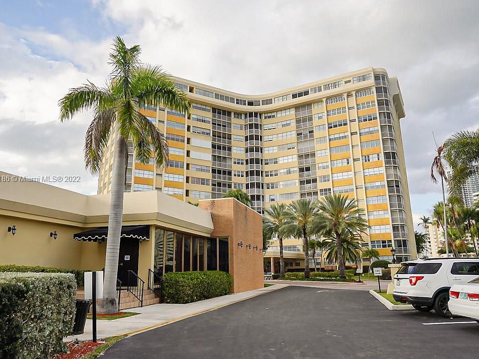 1st image of 100 Golden Isles Dr Ph 10