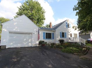 62 Baier Dr, Rochester, NY 14606