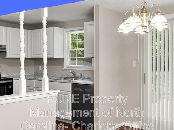 8115 Bald Ridge Dr, Charlotte, NC 28227