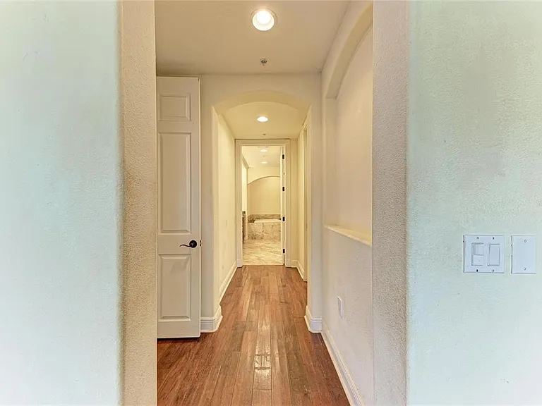 5200 Manorwood Dr #2D — Photo 32