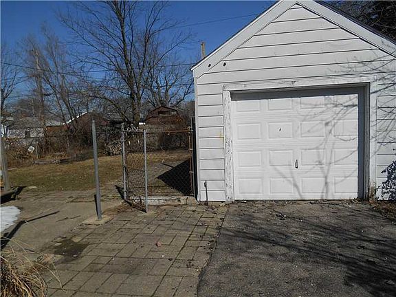 3rd image of 4814 Wentworth Blvd