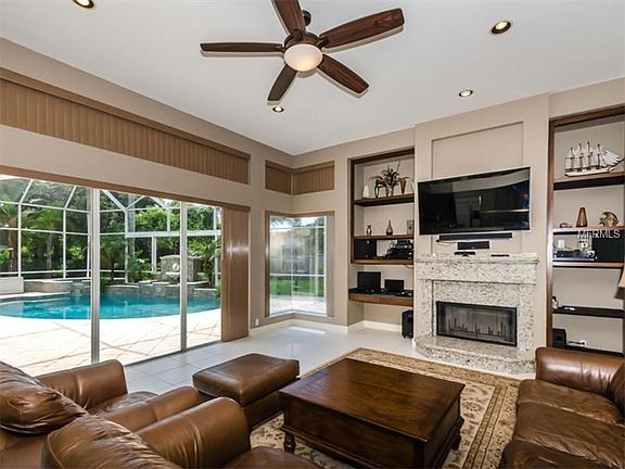 Bright & Sunny Family Room w/Fireplace