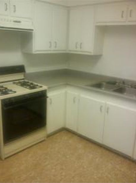 1st image of 3120 W 71st St APT 6