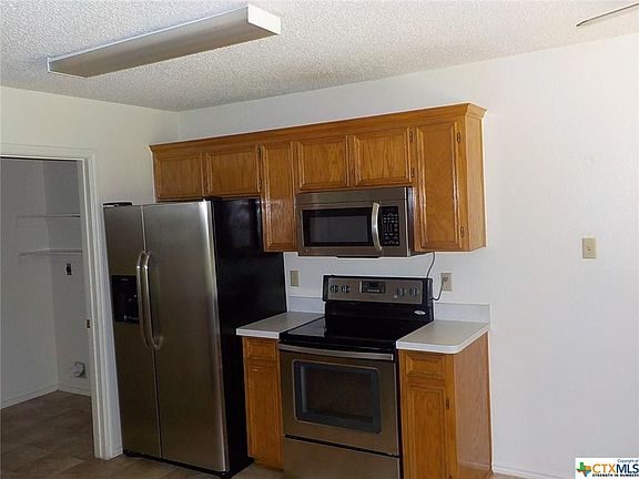 4th image of 2405 Dennis St