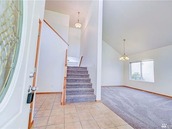 4th image of 16209 87th Ave E