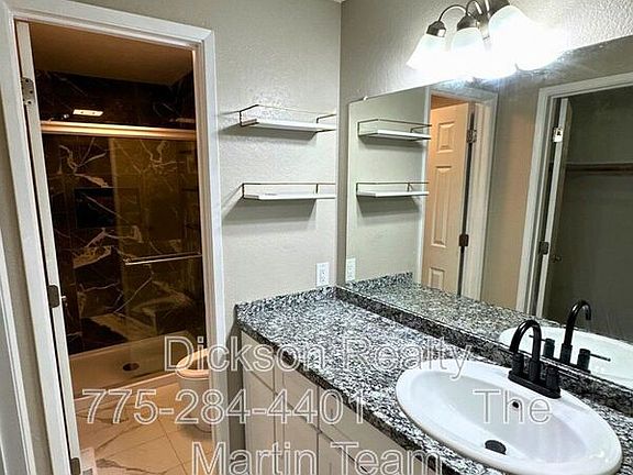 5th image of 1725 Catham Ln