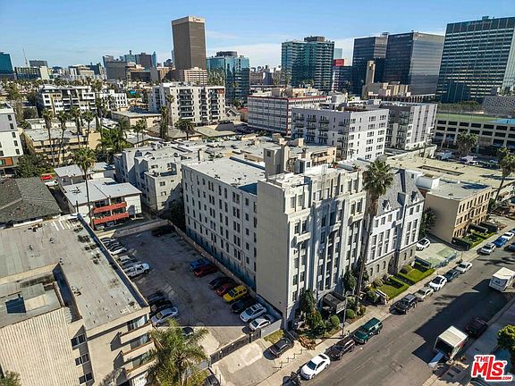 4th image of 512 S Hobart Blvd