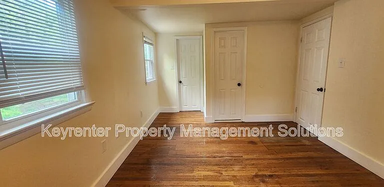 813 Highland Ave — Photo 19
