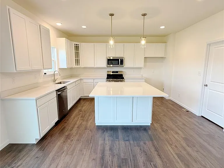 302 Windmill View Ct — Photo 13
