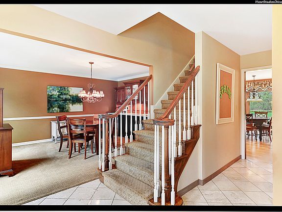 2nd image of 6144 Heritage Ln