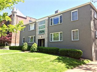 7526 Buckingham Dr APT 1E, Saint Louis, MO 63105