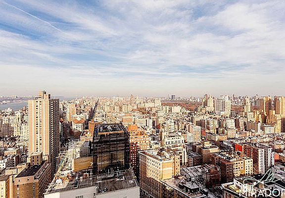5th image of 145 W 67th St APT 45D
