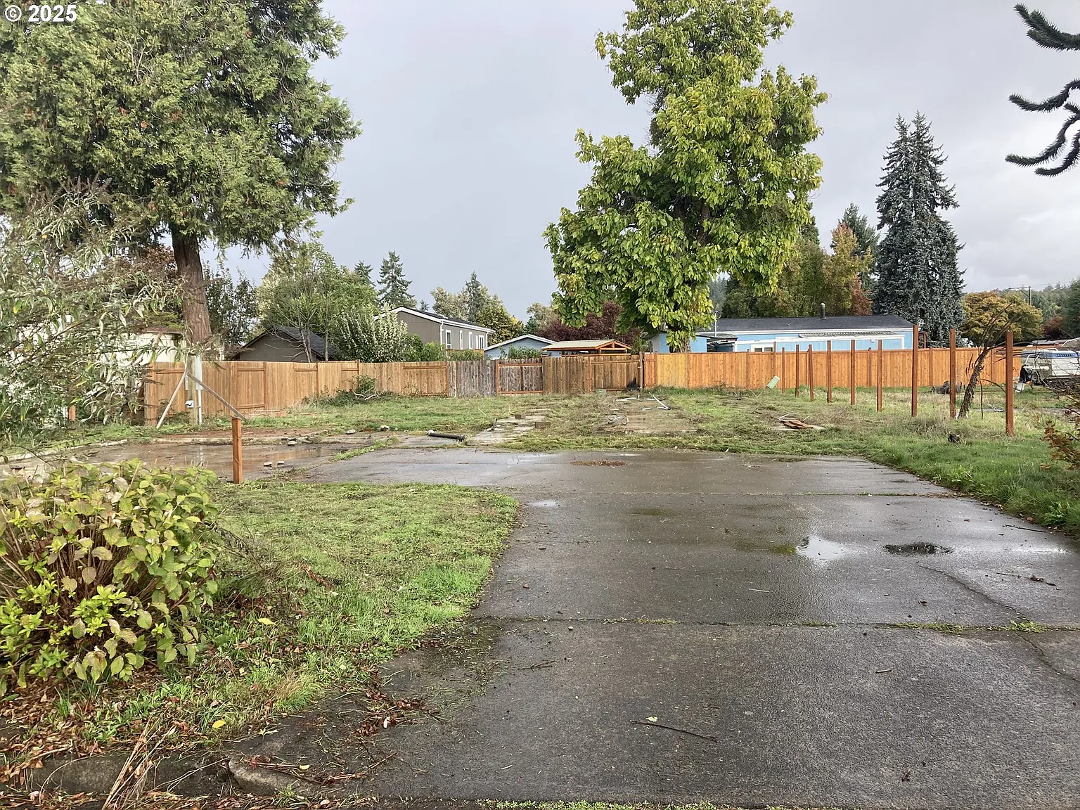 65 Kremont Ave photo 1