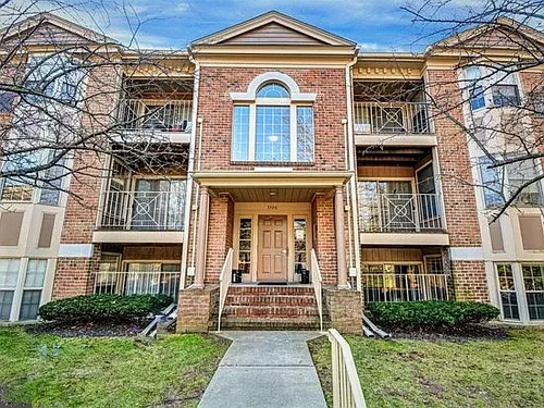 201 Star Pointe Ct Photo 1