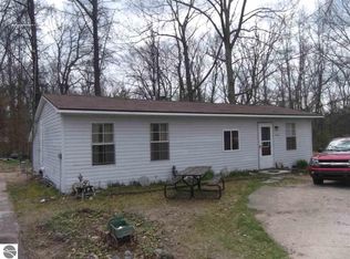 3584 Channel Rd, Hale, MI 48739