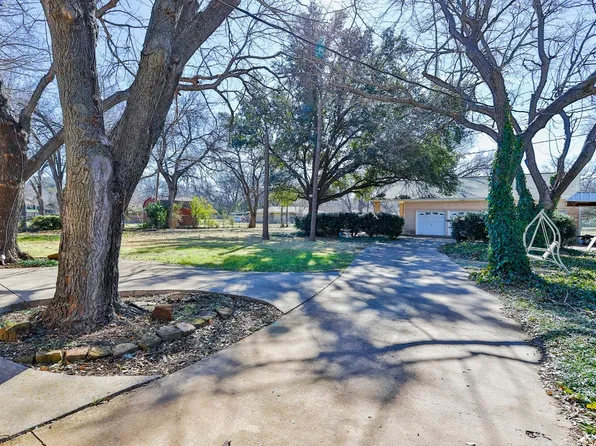 6908 Pecan Park Dr, Richland Hills, TX 76118