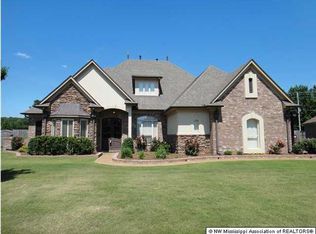 6498 Silverthorn Cv, Olive Branch, MS 38654