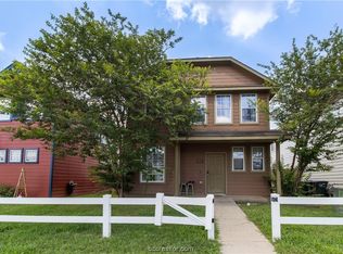 902 Eagle Ave, College Station, TX 77845