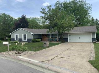 4820 Williamsburg Dr, Fort Wayne, IN