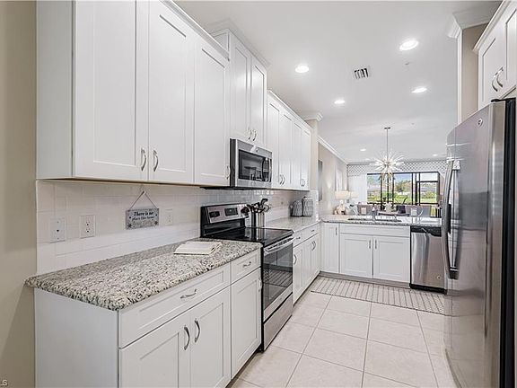 4th image of 9420 Benvenuto CT #1-102