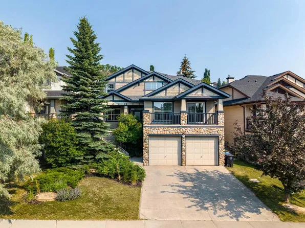 99 S Springbluff Blvd SW, Calgary, AB T3H 4V3
