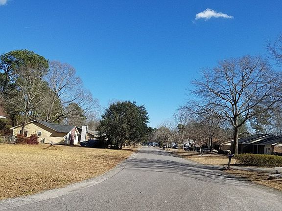 5th image of 217 Braly Dr