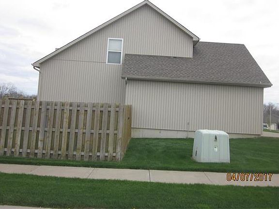 3rd image of 3900 NE 87th St