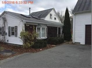 242 Sanford Rd, Westport, MA 02790