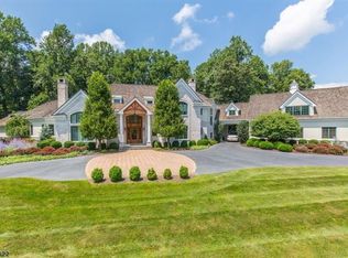 8 Ashland Ter, Chester, NJ 07930