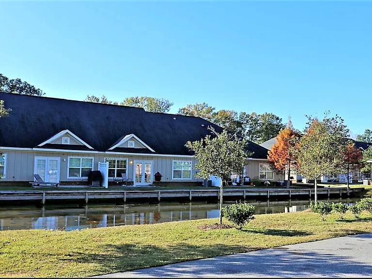 Palladian at Fairhope — Photo 26