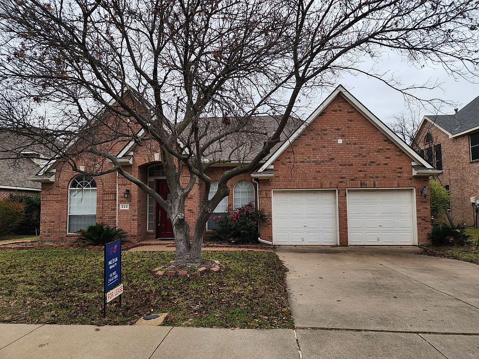 1st image of 225 Redwood Dr