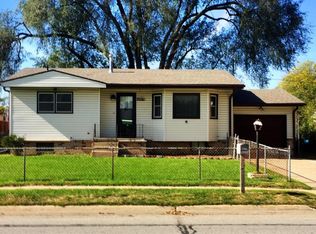 3714 N 13th St, Carter Lake, IA 51510