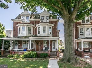 562 Hamilton St, Norristown, PA 19401