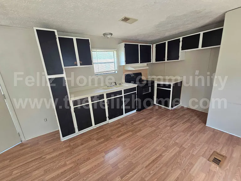 6016 Glade Rd #20A — Photo 5