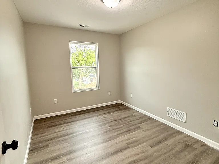 112 Todd St #4 — Photo 9