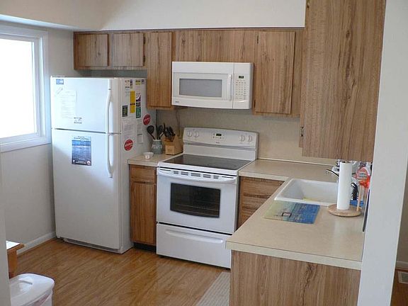 2nd image of 14 Atlantic Ave