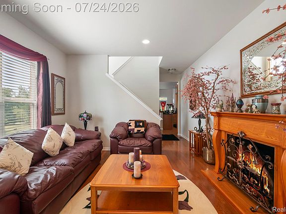 5th image of 7180 Chandler Dr