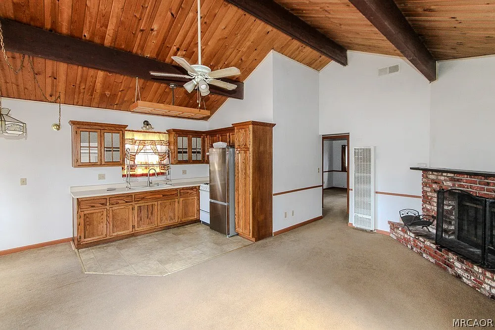 2 bed, 1.0 bath, 747 sqft, $1,650 — Photo 3