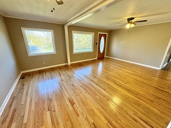 2nd image of 35 Ellis Loop