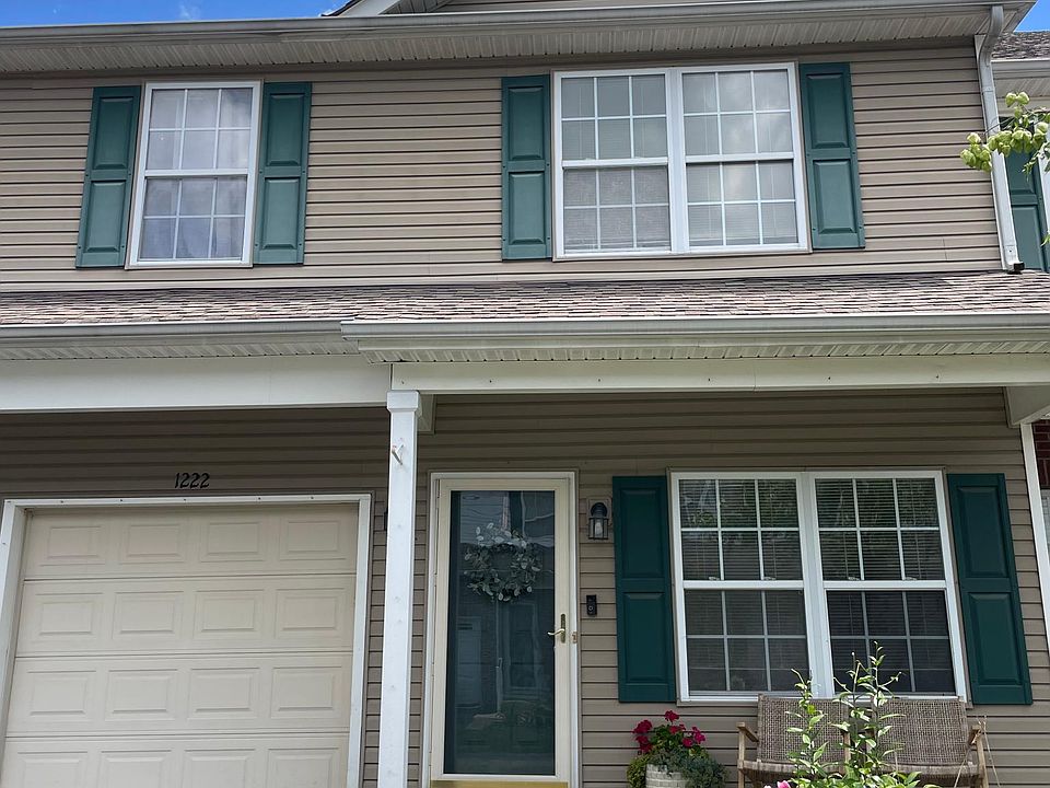 1st image of 1222 Park Dr