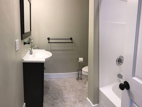 Modern Bath