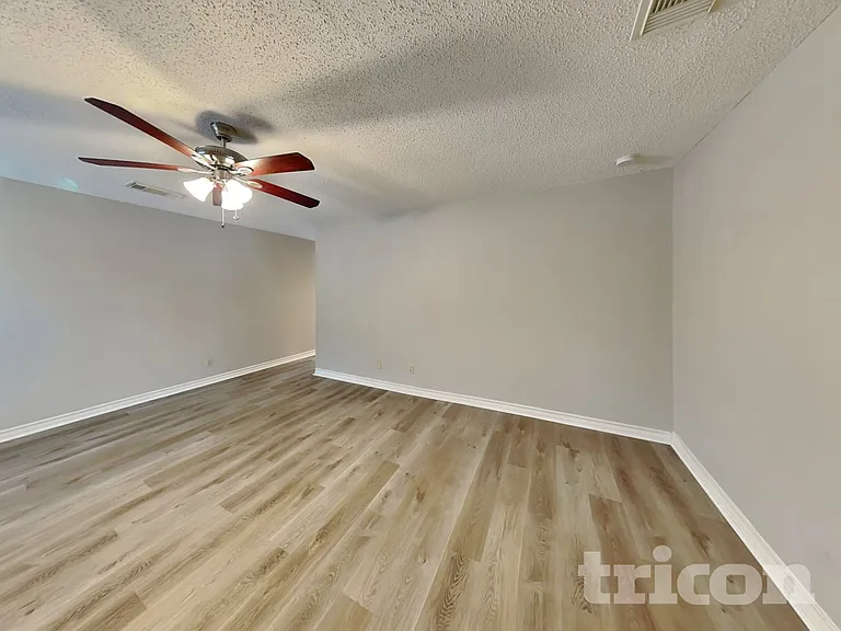 9503 Arcade Rdg — Photo 3