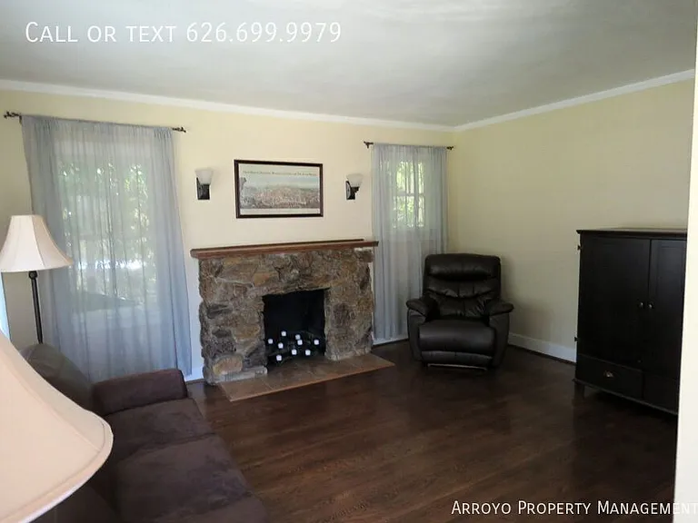 968 E Howard St — Photo 5