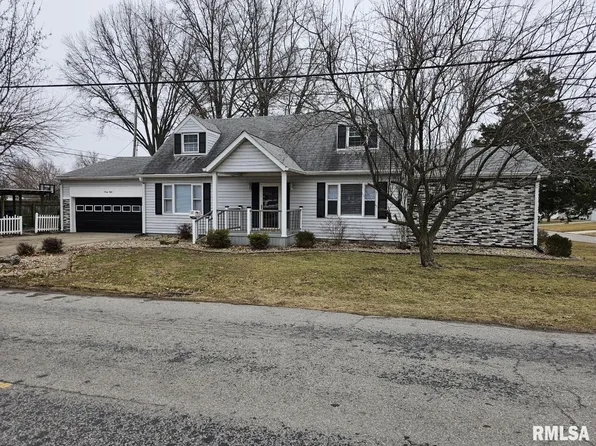 38 SW Crescent Dr, Mount Vernon, IL 62864