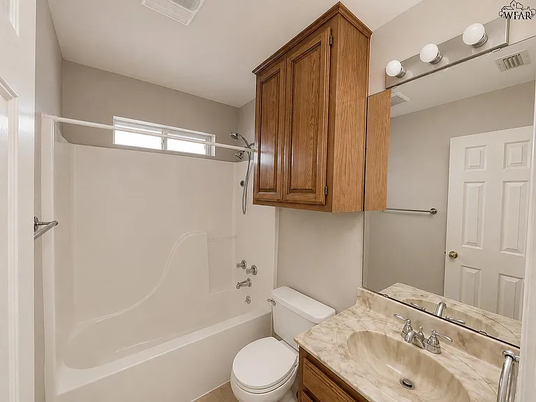5201 Pebblestone Dr — Photo 19