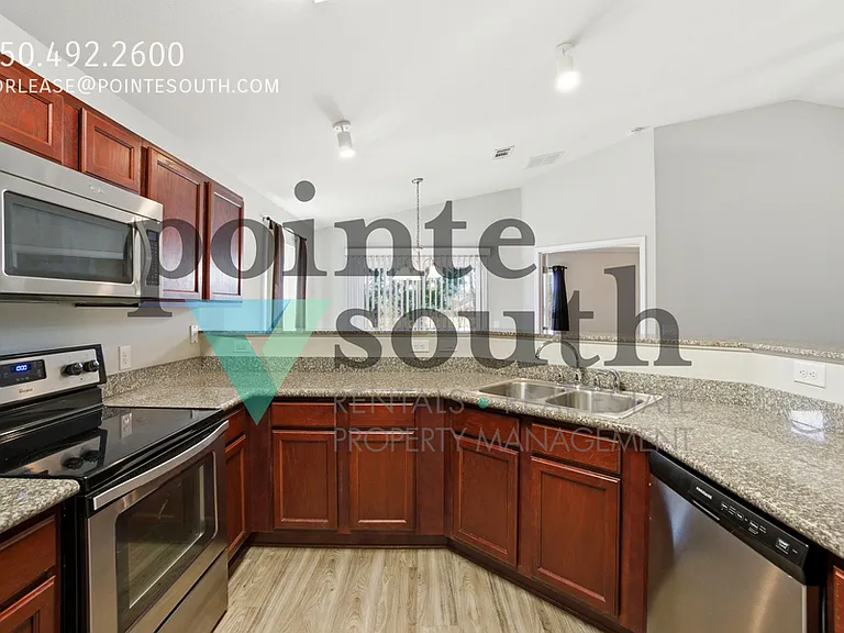 8105 Nalo Creek Loop — Photo 12