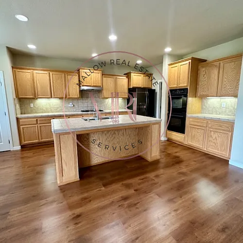 3 bed, 2.5 bath, 2074 sqft, $2,850 — Photo 4