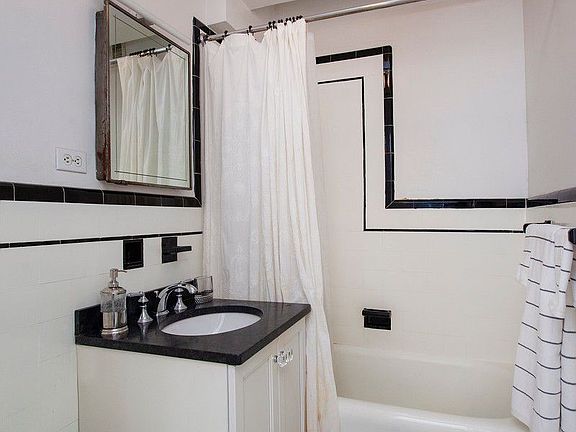 5th image of 157 3rd Ave #16K