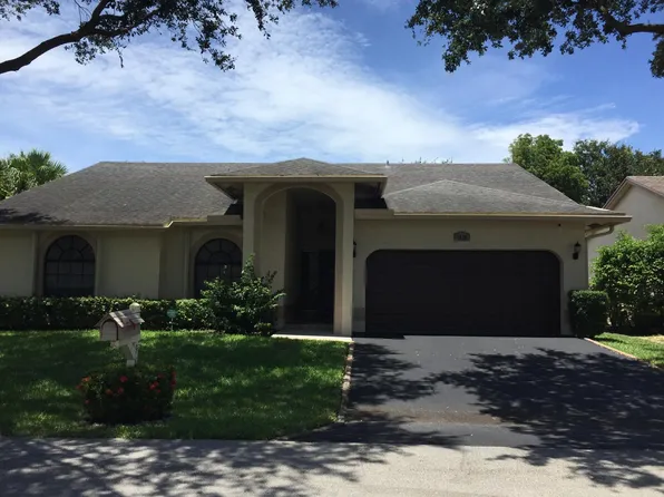 9849 NW 54th Pl, Coral Springs, FL 33076